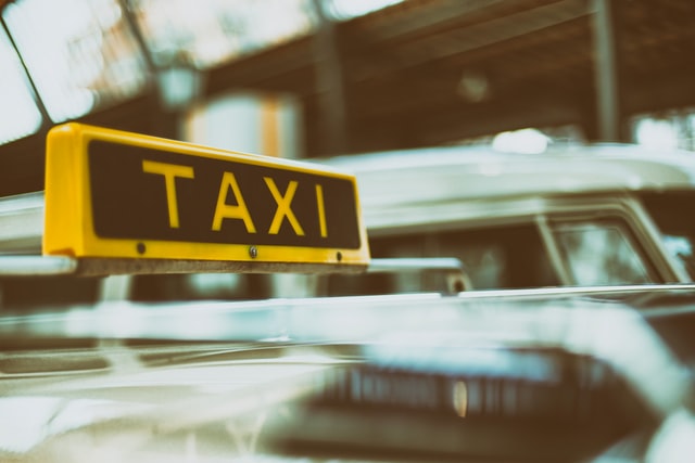 usługi taksówkarskie rozliczane ryczałtem